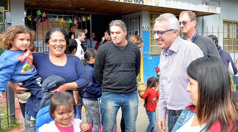 En Las Tunas, Julio Zamora anunció nuevos juegos y obras de renovación para el jardín N° 915