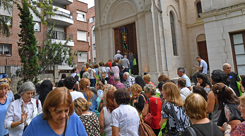 Más de 500 vecinos recorrieron las ‘Siete Iglesias’ de San Fernando