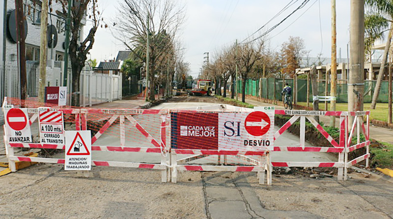 El municipio renueva el asfalto de Cuyo