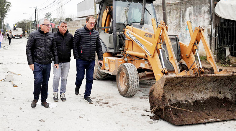 Con fondos propios, Tigre construye nuevos asfaltos en Benavídez