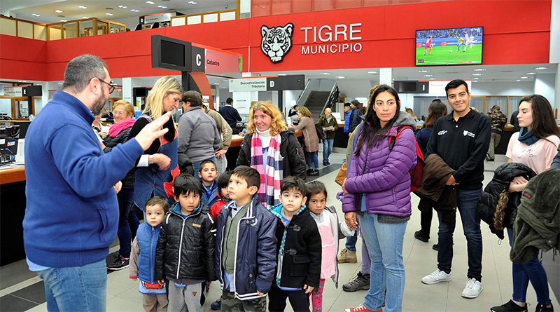 Niños y niñas de Islas recorrieron el centro de la ciudad de Tigre