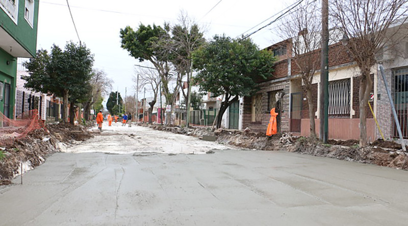 El municipio renueva pavimentos en Villa Adelina