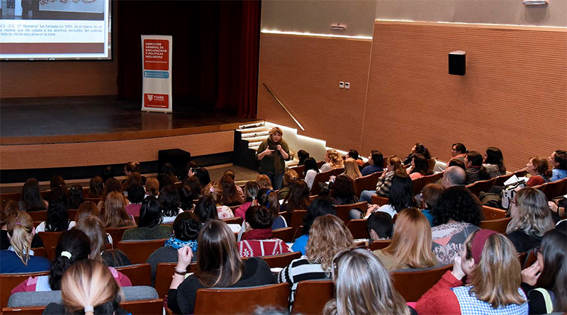 En el Teatro Municipal de Benavídez, Tigre realizó una jornada de capacitación sobre educación inclusiva