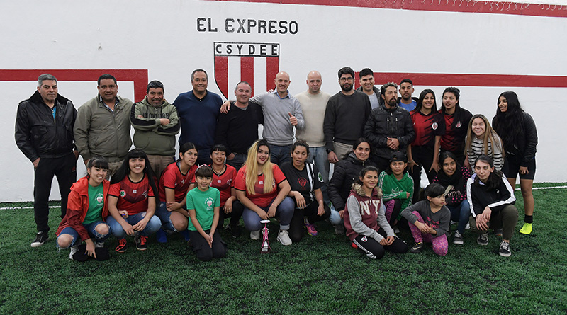 El Municipio colaboró en la renovación del Club El Expreso