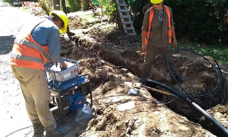 Progresa una nueva obra de agua potable en Rincón de Milberg