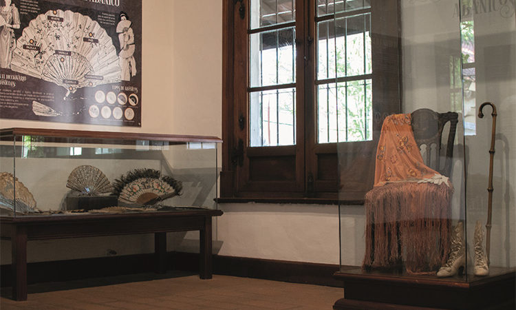 El Museo de la Reconquista dictará talleres de abanicos para toda la familia