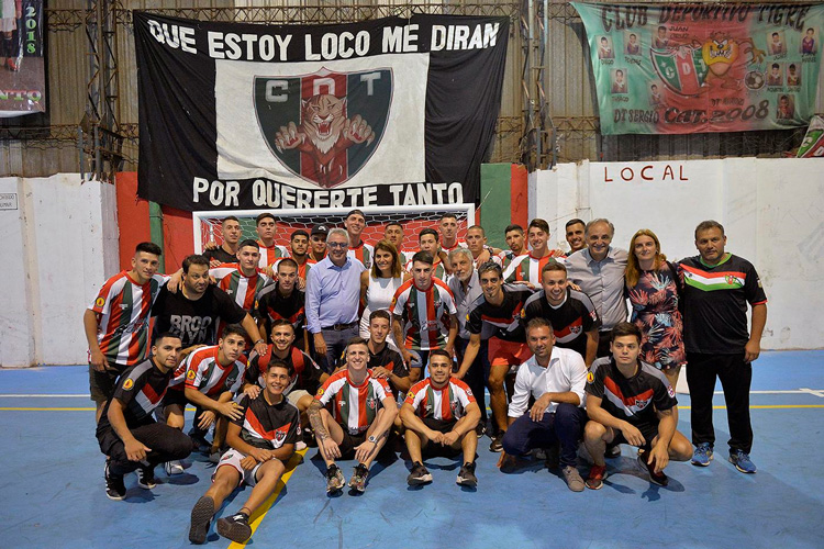 El Club Deportivo Tigre celebró la inauguración de su nueva cancha de futsal 