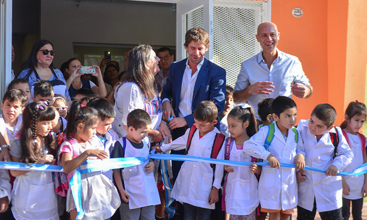 Juan Andreotti inauguró la renovada Escuela Provincial Nº 35 de San Fernando