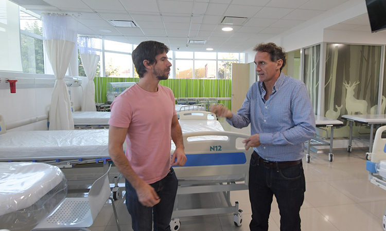 Andreotti y Katopodis acordaron reforzar la terapia intermedia del Hospital Municipal y llegar a 50 camas