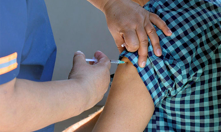 San Fernando recuerda las farmacias adheridas a la Campaña de Vacunación para afiliados a PAMI