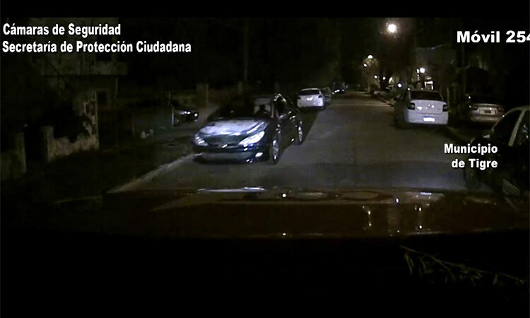 Filmado por las cámaras del COT: hombre alcoholizado fue detenido por conducir peligrosamente  