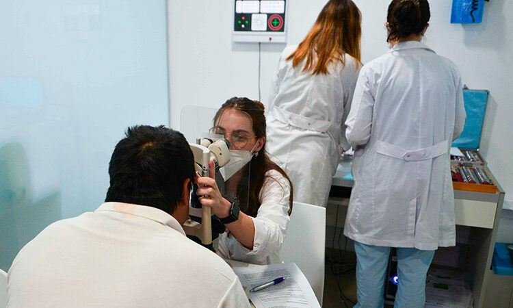 San Fernando lanzó la campaña de ‘Detección Temprana de Cataratas’ en el Hospital Oftalmológico
