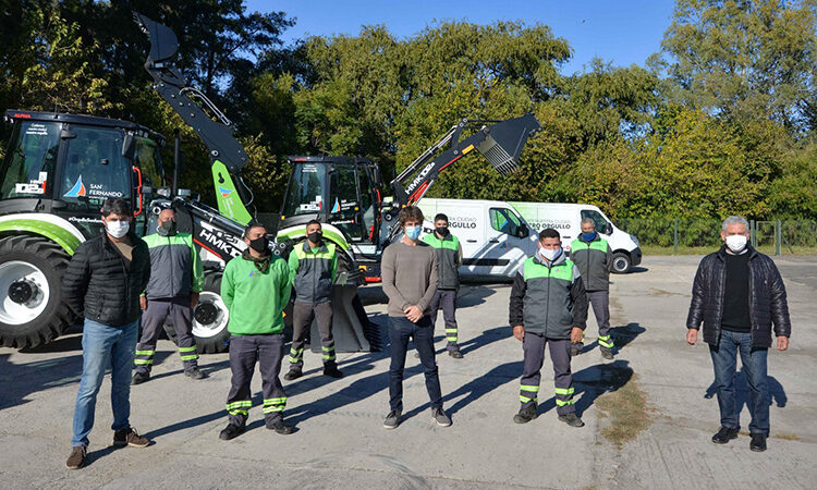 Juan Andreotti presentó seis nuevas máquinas y vehículos para Obras y Espacios Públicos