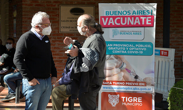 Julio Zamora: “Estamos próximos a abrir un nuevo centro de vacunación contra COVID-19 en Troncos del Talar para brindarle mayor comodidad a los vecinos”  