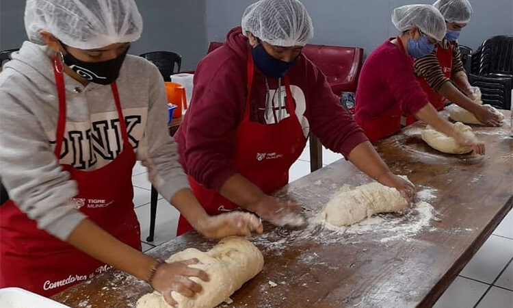A través de un proyecto gastronómico, Tigre promueve el aprendizaje de oficios en el Refugio Municipal y las Casas Convivenciales “Eva Perón”