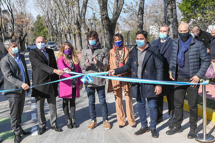 Juan Andreotti y Alexis Guerrera inauguraron el nuevo Paseo “Ministro Mario Meoni”