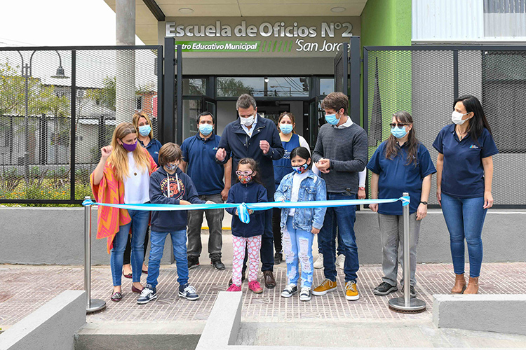 Andreotti y Massa inauguraron la Escuela de Oficios N°2 de San Fernando