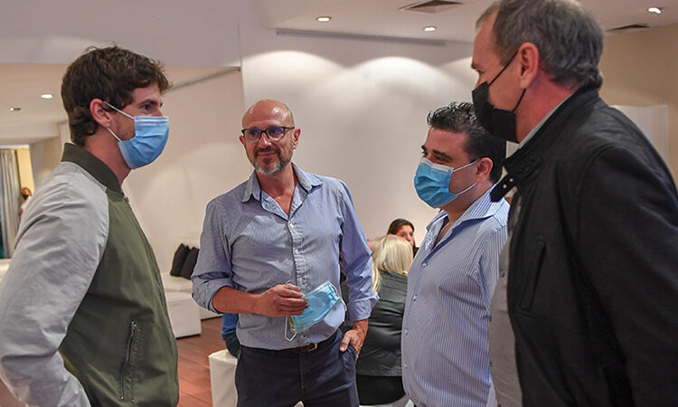 Andreotti homenajeó al personal de Salud pública y privada por su trabajo en pandemia