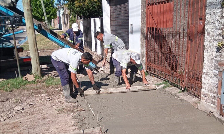 El Municipio de Tigre construye nuevas veredas en Don Torcuato