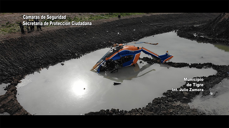 El Sistema de Protección Ciudadana de Tigre actuó rápidamente para asistir a los accidentados tras la caída del helicóptero en un terreno baldío
