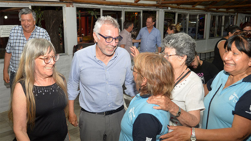 Julio Zamora acompañó la celebración por el 26° aniversario de las trabajadoras vecinales de El Talar